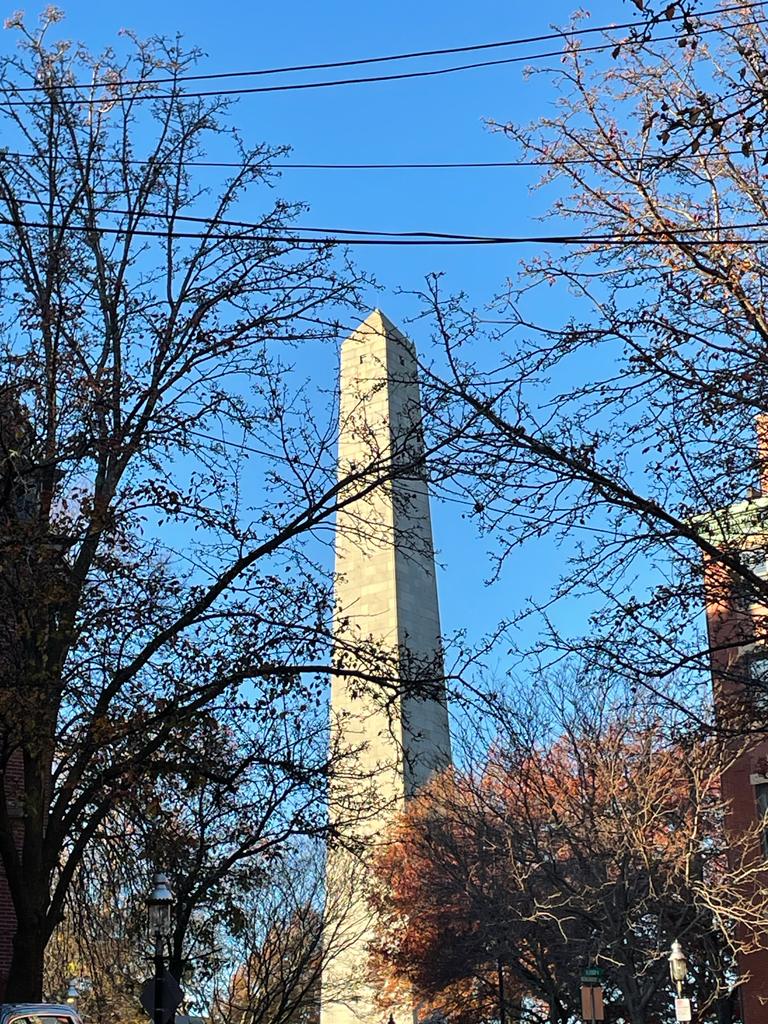 Boston Freedom Trail: 16 Bunker hill Monument, lugar ideal para tirarse a descansar