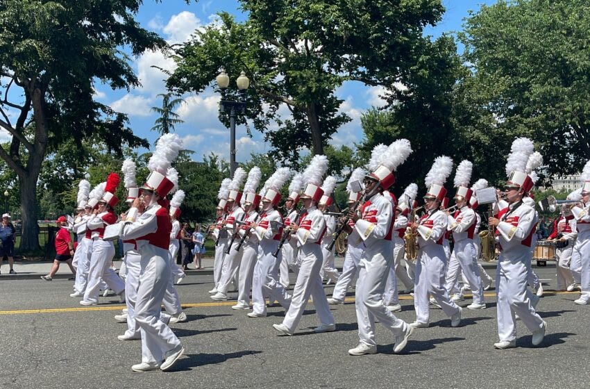 National Memorial Day Parade / Desfile Nacional del Día de los Caídos – Washington, DC